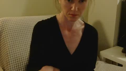 Snapshot of modesta1413 chatting on 04/05/26, 09:12 Aurora online show from 04/05/26, 09:12