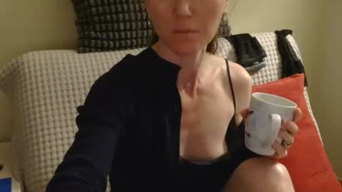 Snapshot of modesta1413 chatting on 04/10/26, 09:41 Aurora online show from 04/10/26, 09:41