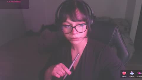 Snapshot of modjo_ chatting on 11/23/25, 06:57 Modjo online show from 11/23/25, 06:57