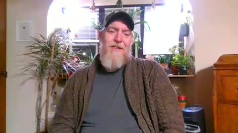 moeblick online show from 01/28/25, 12:22