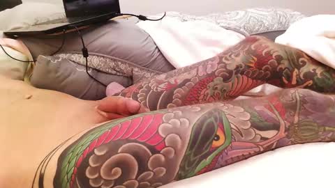 moeron40 online show from 10/25/25, 04:53