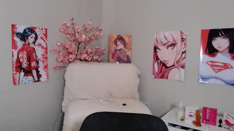 Molly online show from 11/10/25, 04:11