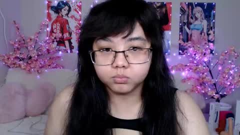 Molly online show from 04/12/26, 03:44