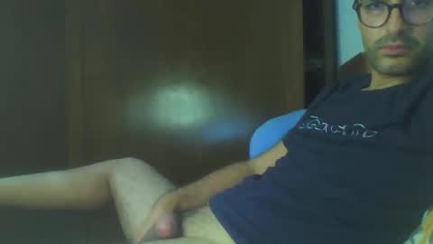 Snapshot of mohamed44j chatting on 05/20/26, 03:51 Hannibal online show from 05/20/26, 03:51