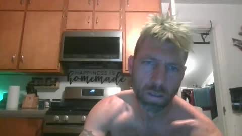 Snapshot of mohawklittle chatting on 05/01/26, 04:06 mohawklittle online show from 05/01/26, 04:06