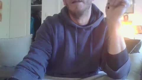 Snapshot of mohican69hot chatting on 12/12/24, 08:47 mohican69hot online show from 12/12/24, 08:47