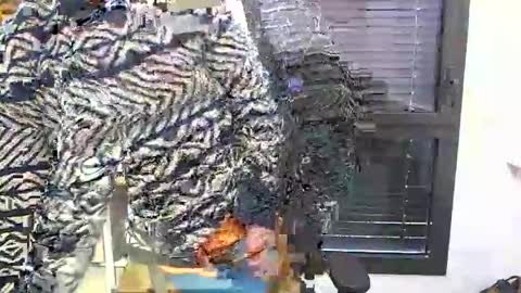 Snapshot of moi9876543210 chatting on 02/13/26, 11:28 Julien online show from 02/13/26, 11:28