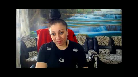 moistmady online show from 04/15/26, 12:12