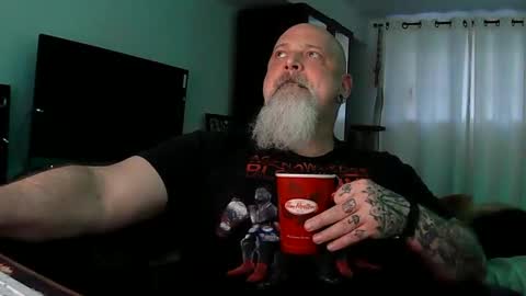 Snapshot of mojoe420 chatting on 11/23/25, 12:05 mojoe420 online show from 11/23/25, 12:05