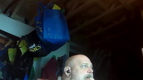 Snapshot of mojoe420 chatting on 04/03/26, 04:54 mojoe420 online show from 04/03/26, 04:54