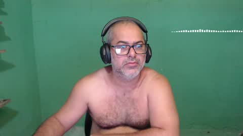 Snapshot of mokkaccmm chatting on 12/15/24, 02:37 Mokkaf online show from 12/15/24, 02:37