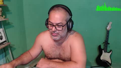 Snapshot of mokkaccmm chatting on 12/28/24, 10:23 Mokkaf online show from 12/28/24, 10:23