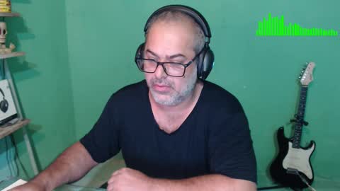 Snapshot of mokkaccmm chatting on 12/30/24, 08:25 Mokkaf online show from 12/30/24, 08:25