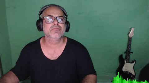 Snapshot of mokkaccmm chatting on 01/10/25, 12:17 Mokkaf online show from 01/10/25, 12:17