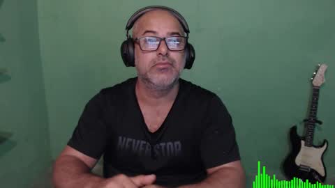 Snapshot of mokkaccmm chatting on 01/11/25, 06:56 Mokkaf online show from 01/11/25, 06:56