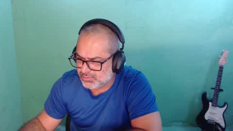 Snapshot of mokkaccmm chatting on 02/05/25, 12:06 Mokkaf online show from 02/05/25, 12:06