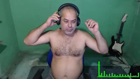 Snapshot of mokkaccmm chatting on 02/14/25, 10:38 Mokkaf online show from 02/14/25, 10:38