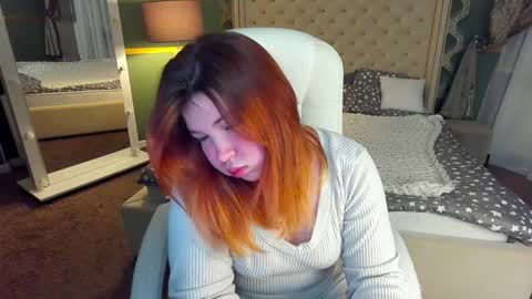 Snapshot of molinmoon chatting on 02/03/25, 08:13 Rosa online show from 02/03/25, 08:13