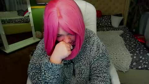 Snapshot of molinmoon chatting on 02/22/25, 12:27 Rosa online show from 02/22/25, 12:27