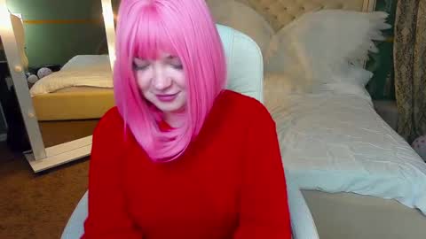Snapshot of molinmoon chatting on 03/01/25, 08:10 Rosa online show from 03/01/25, 08:10