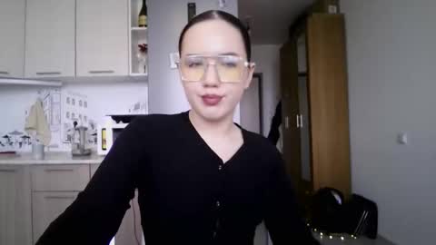 molly online show from 05/25/26, 09:59