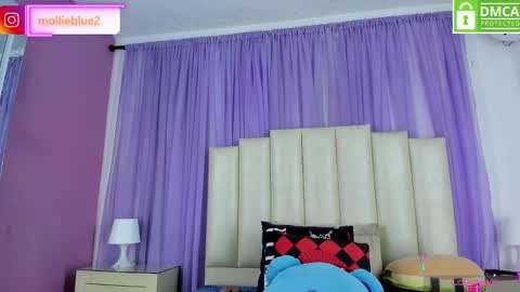 Snapshot of molliebue1 chatting on 12/15/24, 01:00 Hey Guys  Im Mollie online show from 12/15/24, 01:00