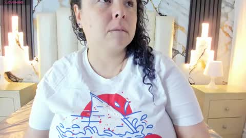 Snapshot of molliebue1 chatting on 03/01/25, 12:12 Hey Guys  Im Mollie online show from 03/01/25, 12:12