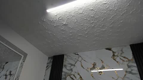 Hey Guys  Im Mollie online show from 02/01/26, 12:04