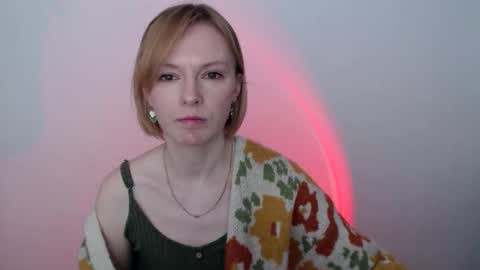 Snapshot of mollilove chatting on 05/16/26, 06:43 mollilove online show from 05/16/26, 06:43