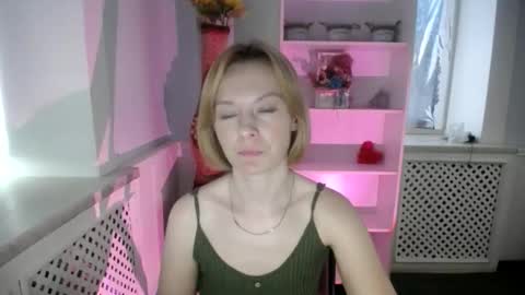 Snapshot of mollilove chatting on 05/23/26, 08:40 mollilove online show from 05/23/26, 08:40