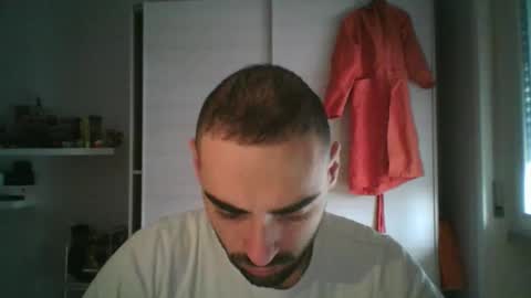 Snapshot of mollo20 chatting on 12/05/25, 02:25 mollo20 online show from 12/05/25, 02:25