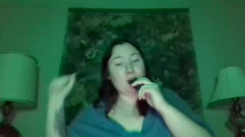 mollsballs123 online show from 11/05/25, 04:12