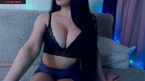 Snapshot of molly1sex chatting on 05/30/26, 08:11 Molly1sex online show from 05/30/26, 08:11