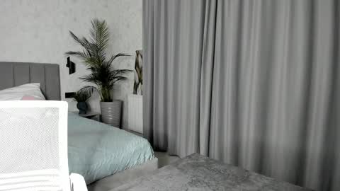 Sima online show from 12/22/25, 10:45