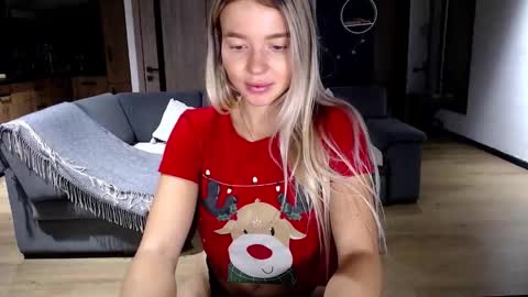 Molly online show from 12/16/25, 12:32