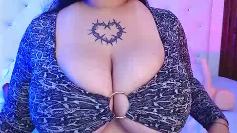 molly_curvyhot online show from 10/23/25, 02:27