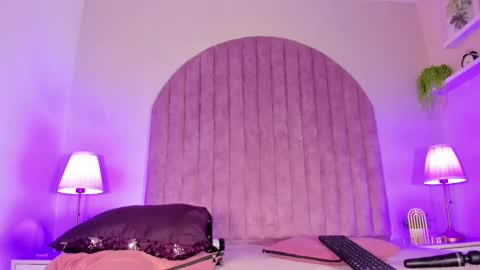 Snapshot of molly_jackson chatting on 12/24/24, 05:13 Molly Jackson online show from 12/24/24, 05:13