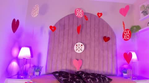 Snapshot of molly_jackson chatting on 02/14/25, 12:14 Molly Jackson online show from 02/14/25, 12:14