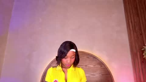 Snapshot of molly_jackson chatting on 06/17/26, 10:43 Molly Jackson online show from 06/17/26, 10:43