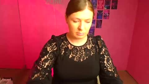 Molly online show from 04/12/26, 11:37