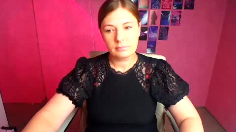 Snapshot of molly_mis chatting on 06/29/26, 11:32 Molly online show from 06/29/26, 11:32
