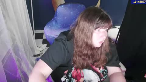 molly_moons online show from 10/10/25, 12:31