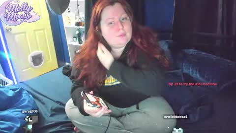 Snapshot of molly_moons chatting on 01/17/26, 12:37 molly_moons online show from 01/17/26, 12:37