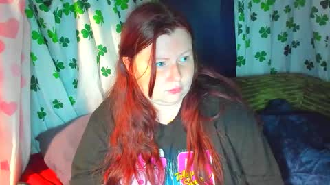 molly_moons online show from 05/31/26, 08:54