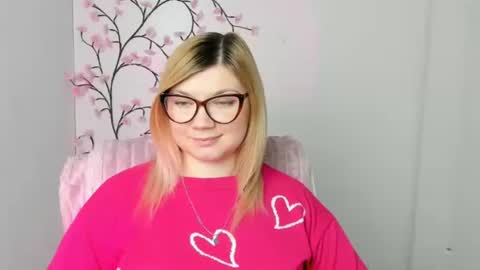 Molly online show from 03/11/26, 12:44