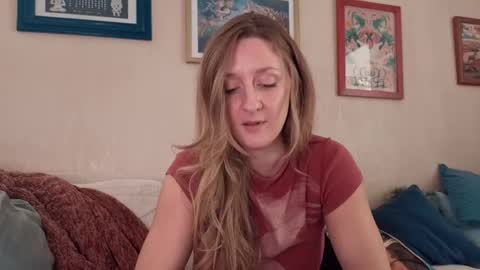 Molly online show from 06/01/26, 04:09