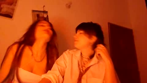 Molly Pop online show from 12/22/24, 06:49