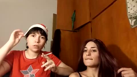 Molly Pop online show from 12/26/24, 02:01