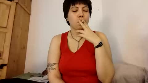 Molly Pop online show from 04/17/26, 10:35