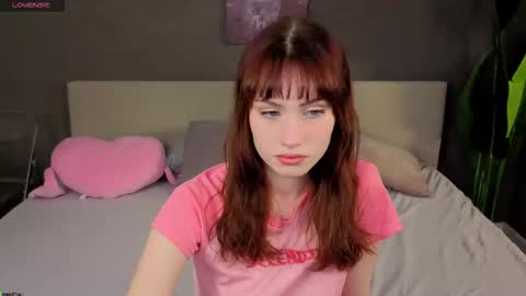 Molly online show from 11/12/25, 12:22